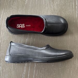 SAS Women’s Black Soft Leather Comfort Dress Shoes Flats Made in USA Size 5M